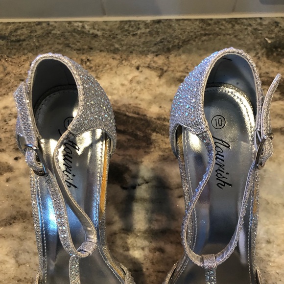 Sparkly heels 10 - Picture 2 of 5